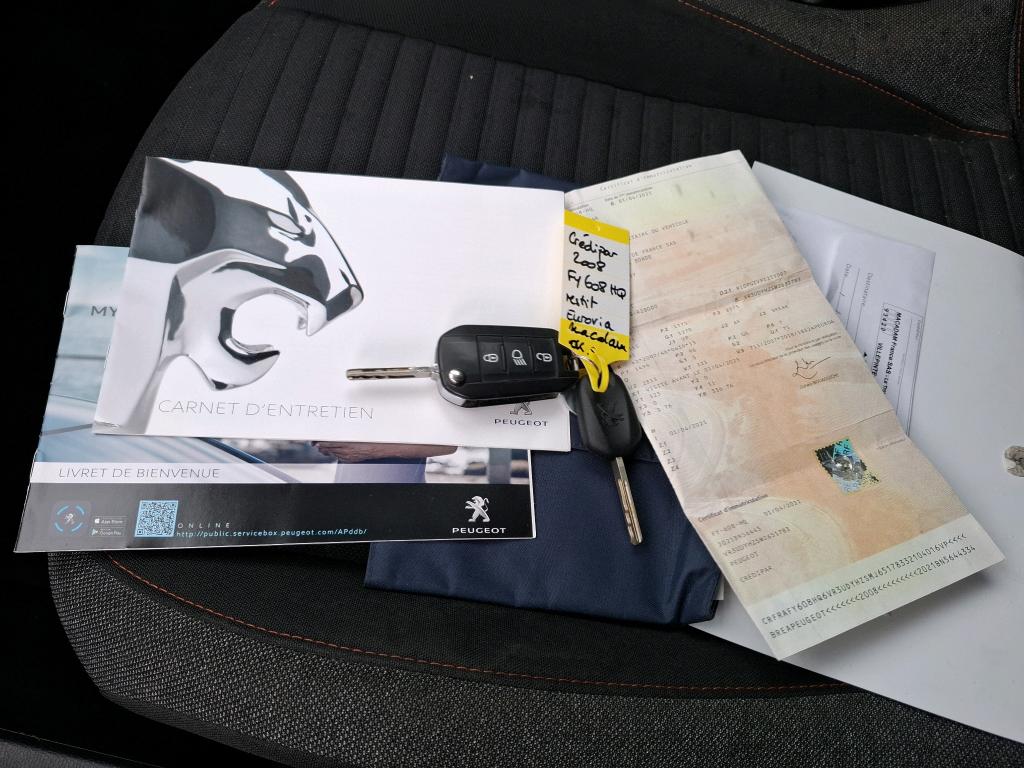 Peugeot 2008 BlueHDi 130 S&S EAT8 Active Business 2021