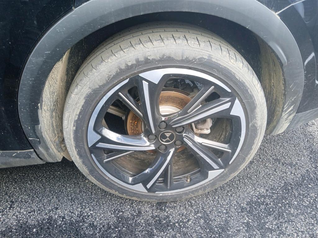DS DS7 Crossback Hybride E-Tense 225 EAT8 Louvre 2023