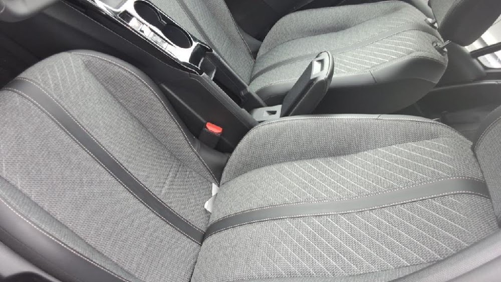 Foto Peugeot 208 9