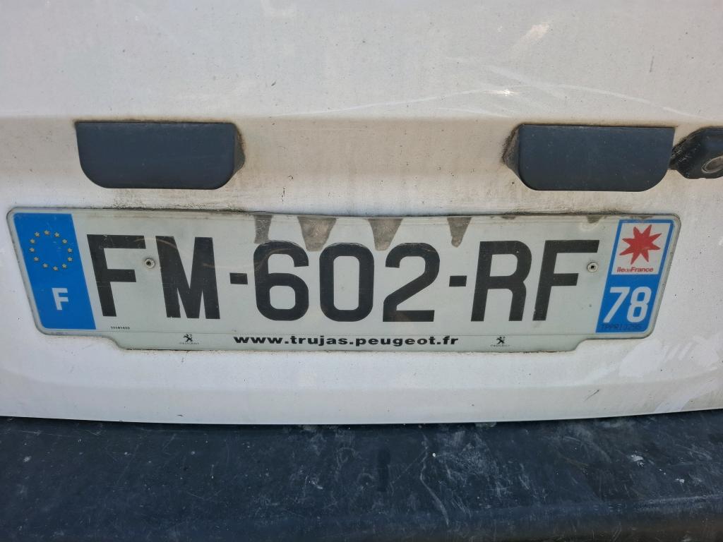 Peugeot PARTNER FOURGON STANDARD 650 KG BLUEHDI 100 S&S BVM5 PREMIUM 2019