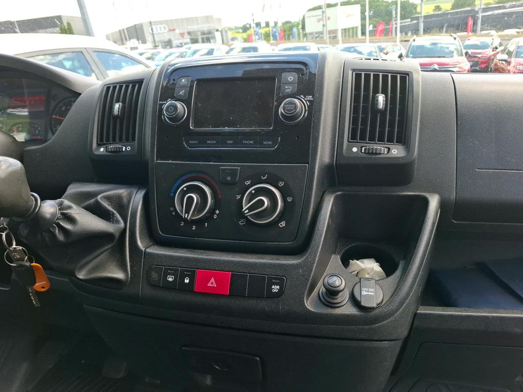 Peugeot BOXER TOLE 335 L2H2 BLUEHDI 120 S&S PREMIUM 2020