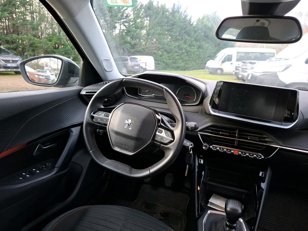Peugeot 2008 PureTech 130 S&S BVM6 Active Pack 2022