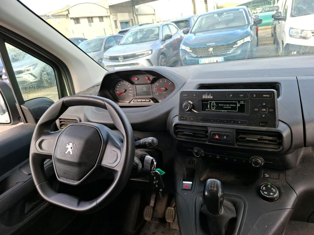 Peugeot PARTNER FOURGON STANDARD 650 KG BLUEHDI 100 S&S BVM5 PREMIUM 2019