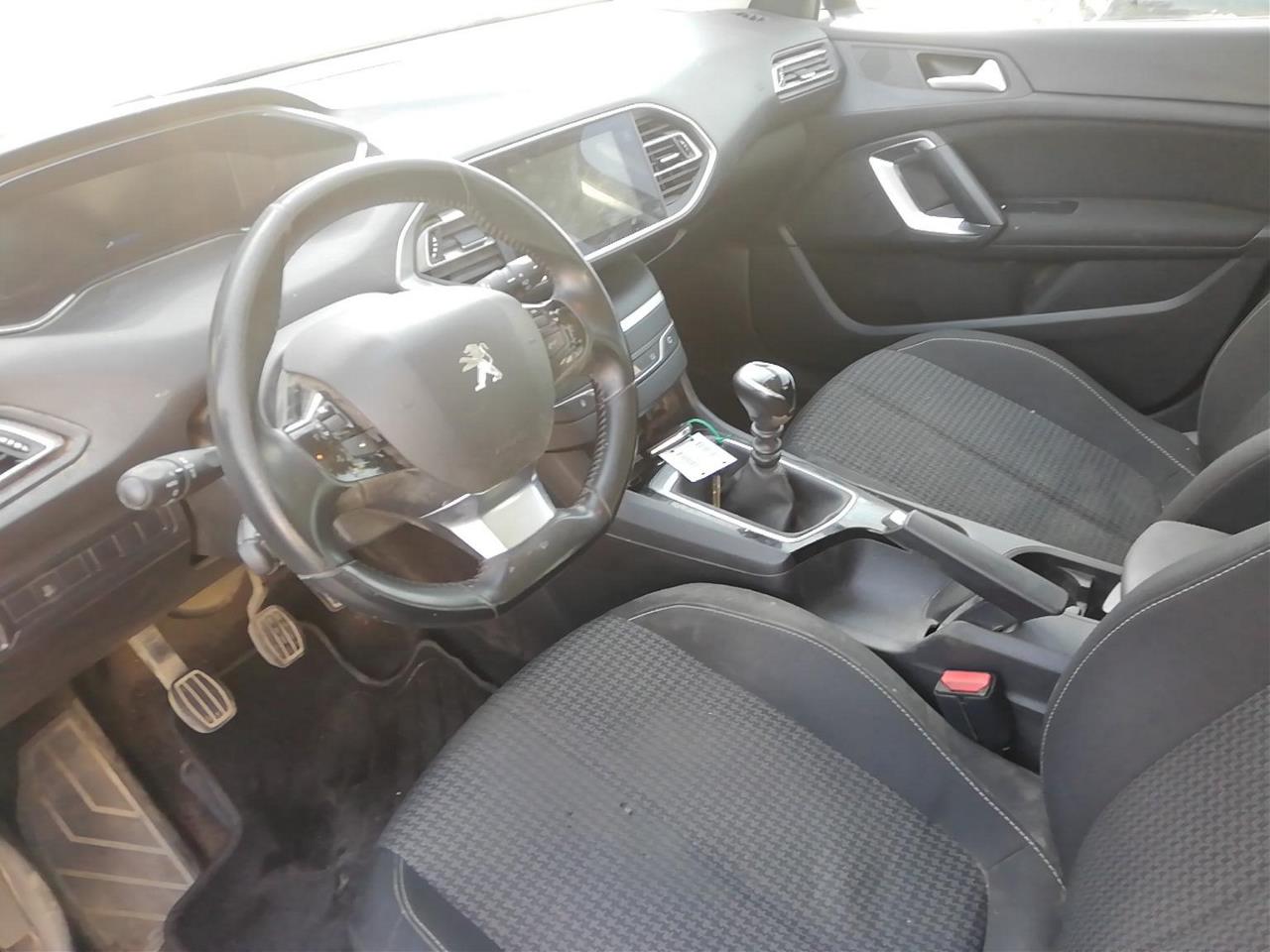 Foto Peugeot 308 9