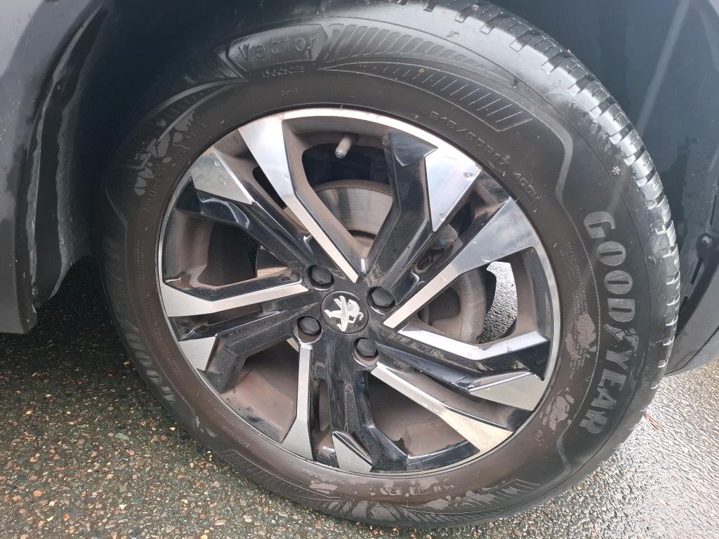 Peugeot 2008 BlueHDi 110 S&S BVM6 Roadtrip 2022