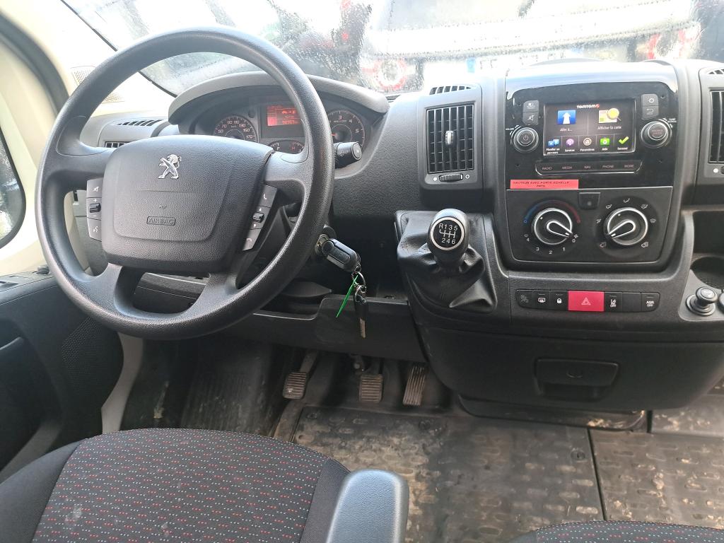 Peugeot BOXER TOLE 330 L2H1 BLUEHDI 140 S&S ASPHALT 2022