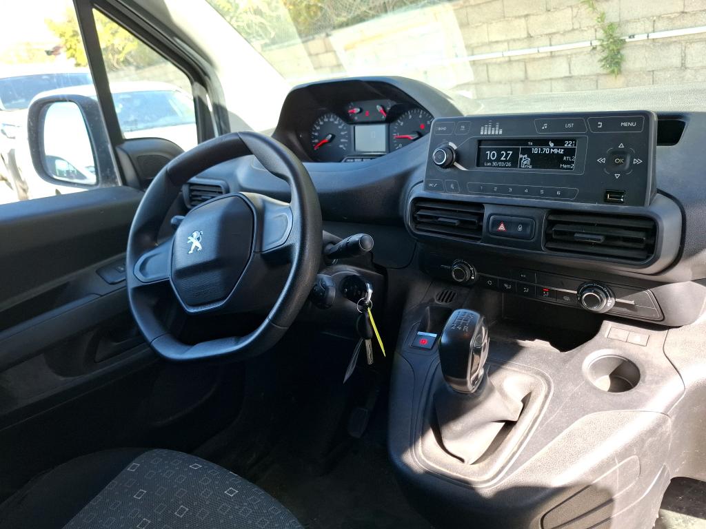 Peugeot PARTNER FOURGON STANDARD 650 KG BLUEHDI 100 S&S BVM5 PREMIUM 2019