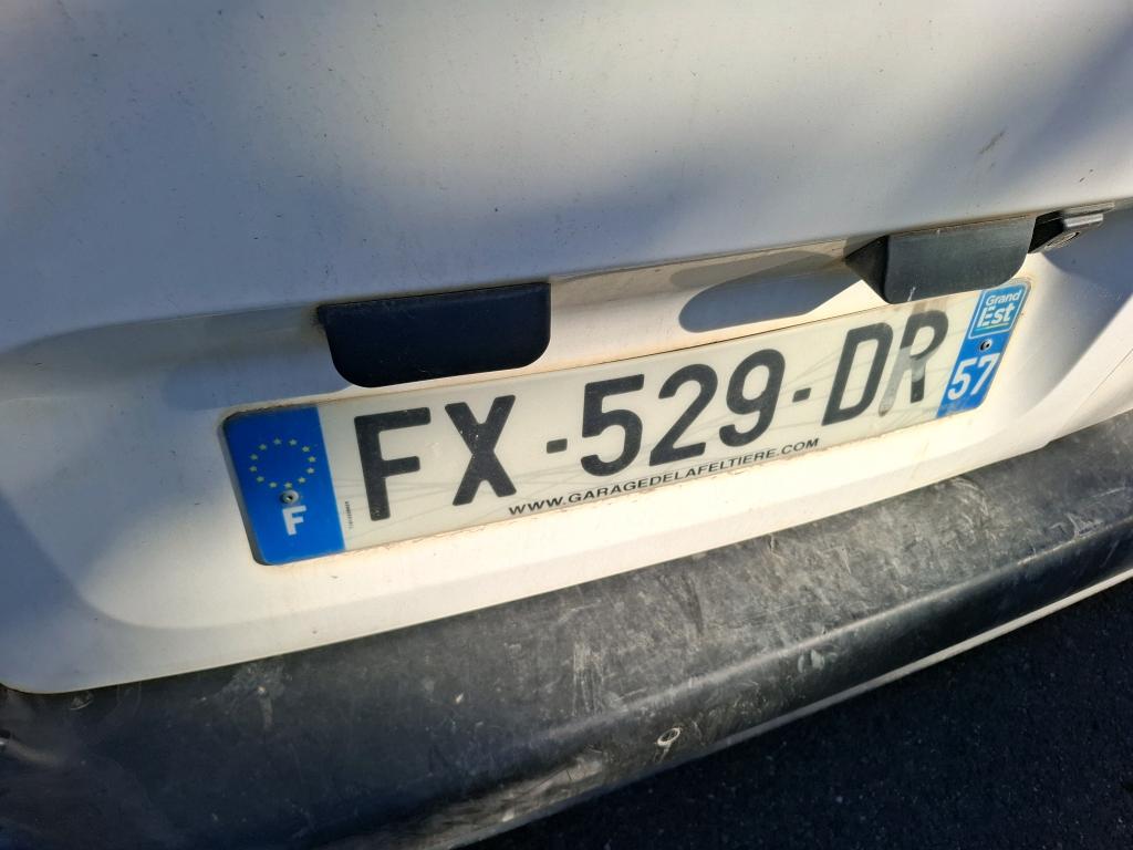 Peugeot PARTNER FOURGON STANDARD 650 KG BLUEHDI 100 S&S BVM5 PREMIUM 2021
