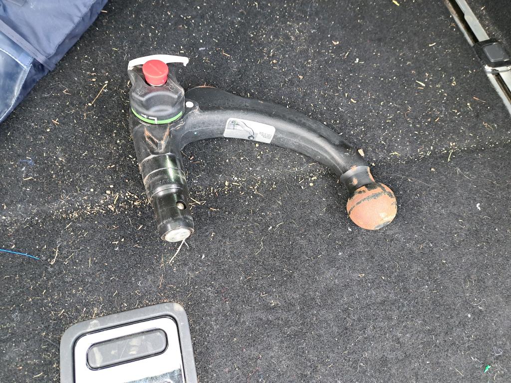 Peugeot 508 SW Hybrid4 360 e-EAT8 Peugeot Sport Engineered 2021