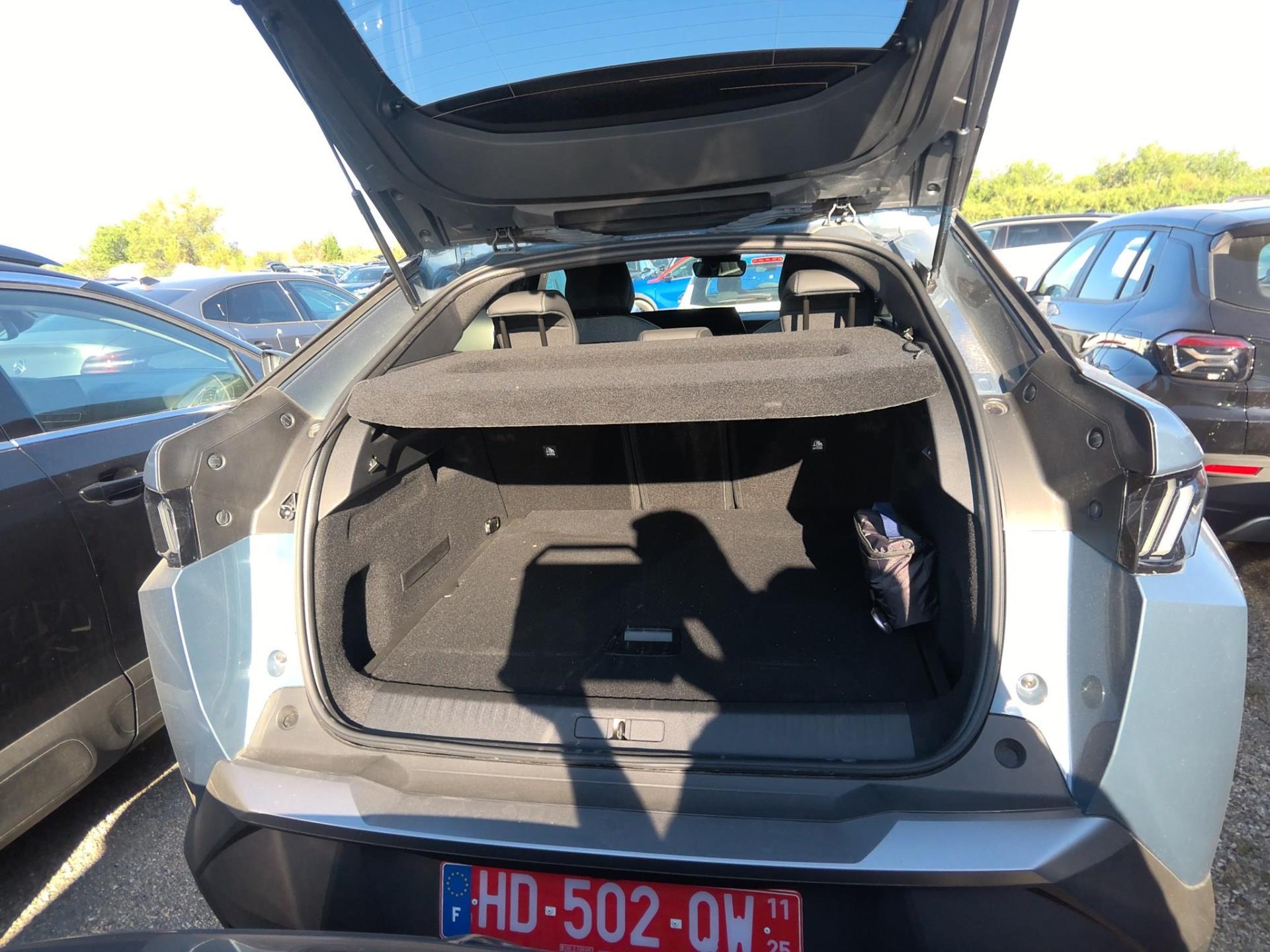 Peugeot 3008 Hybrid 145 e-DCS6 Allure 2025