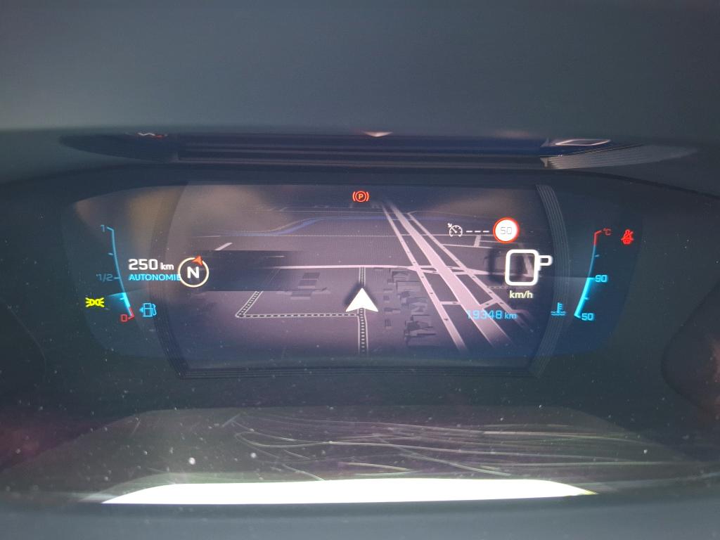 Peugeot 2008 BlueHDi 130 S&S EAT8 GT 2022