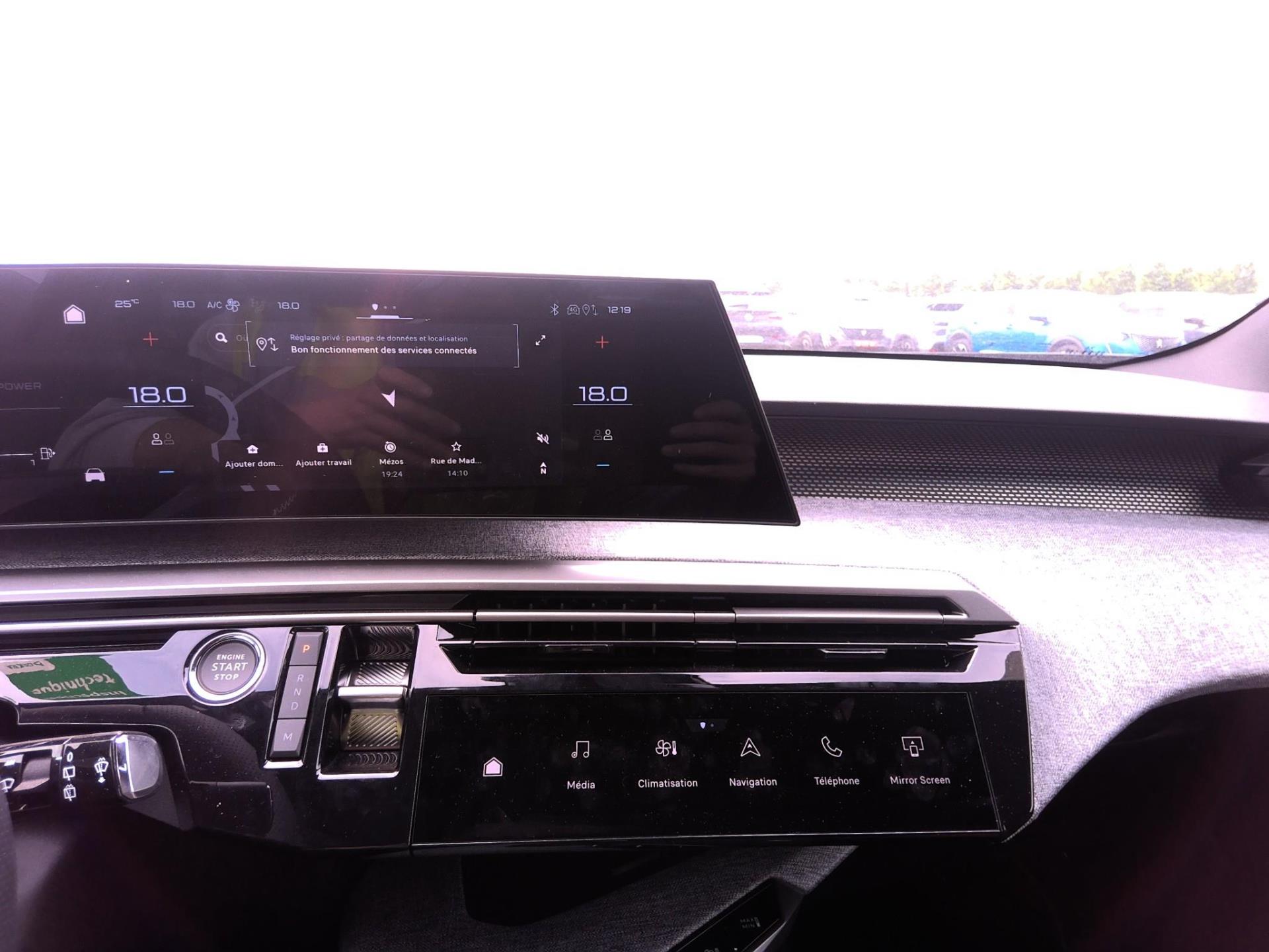 Peugeot 5008 Hybrid 136 e-DCS6 GT 2025