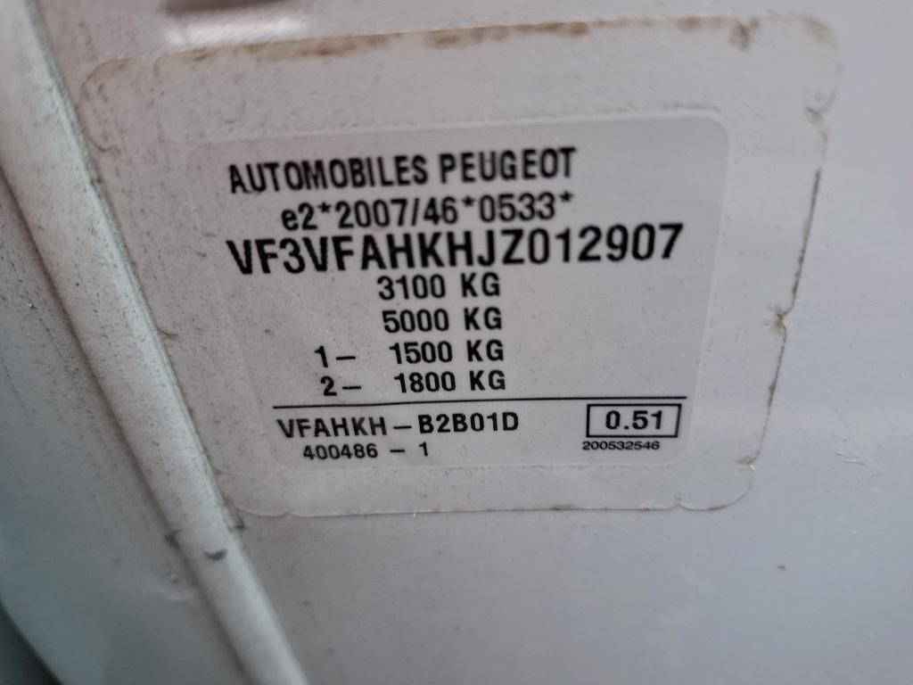 Peugeot EXPERT FGN TOLE STANDARD 2.0  BLUEHDI 120 S&S BVM6 PREMIUM 2018