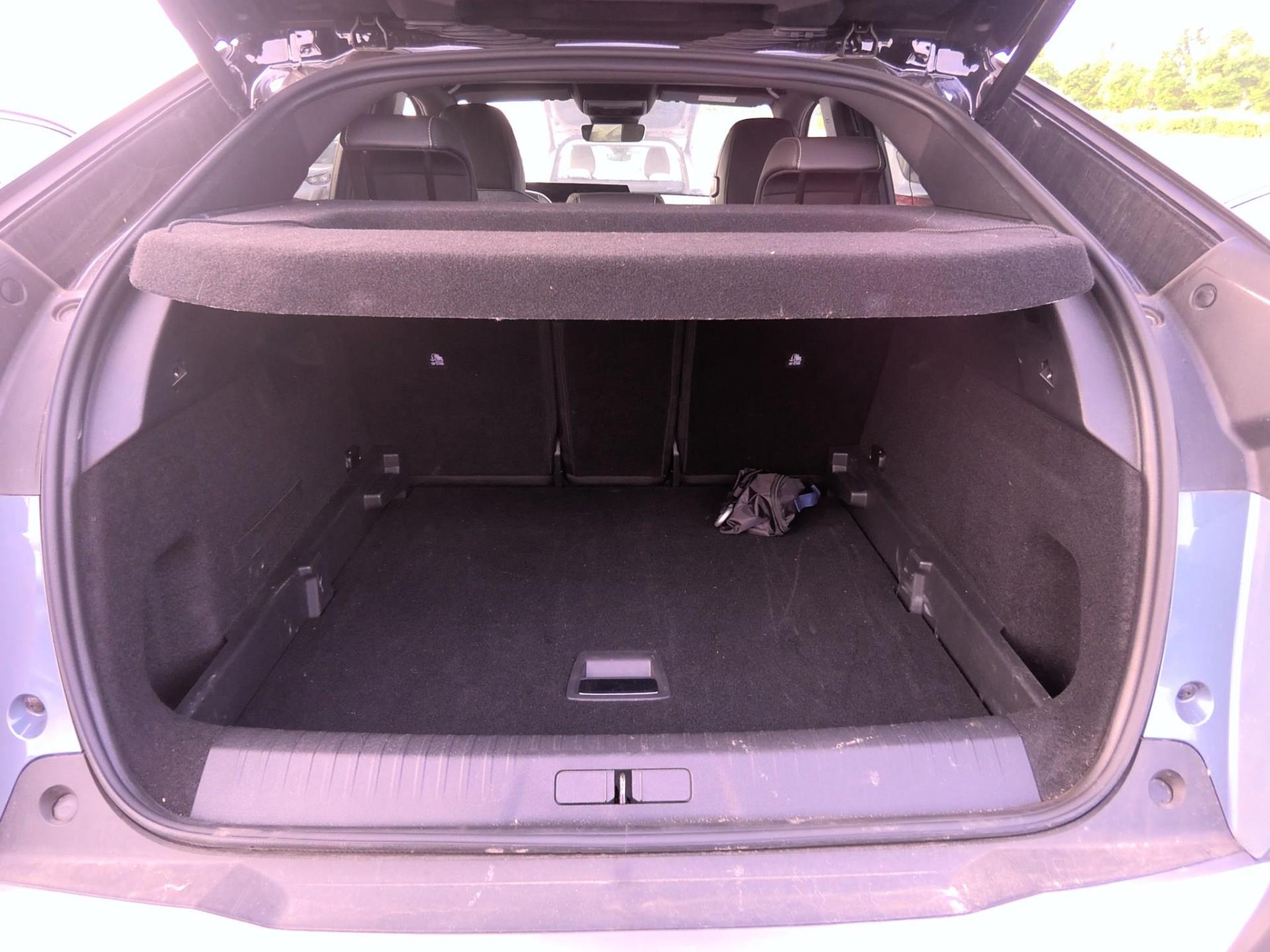 Peugeot 3008 Hybrid 136 e-DCS6 GT 2024