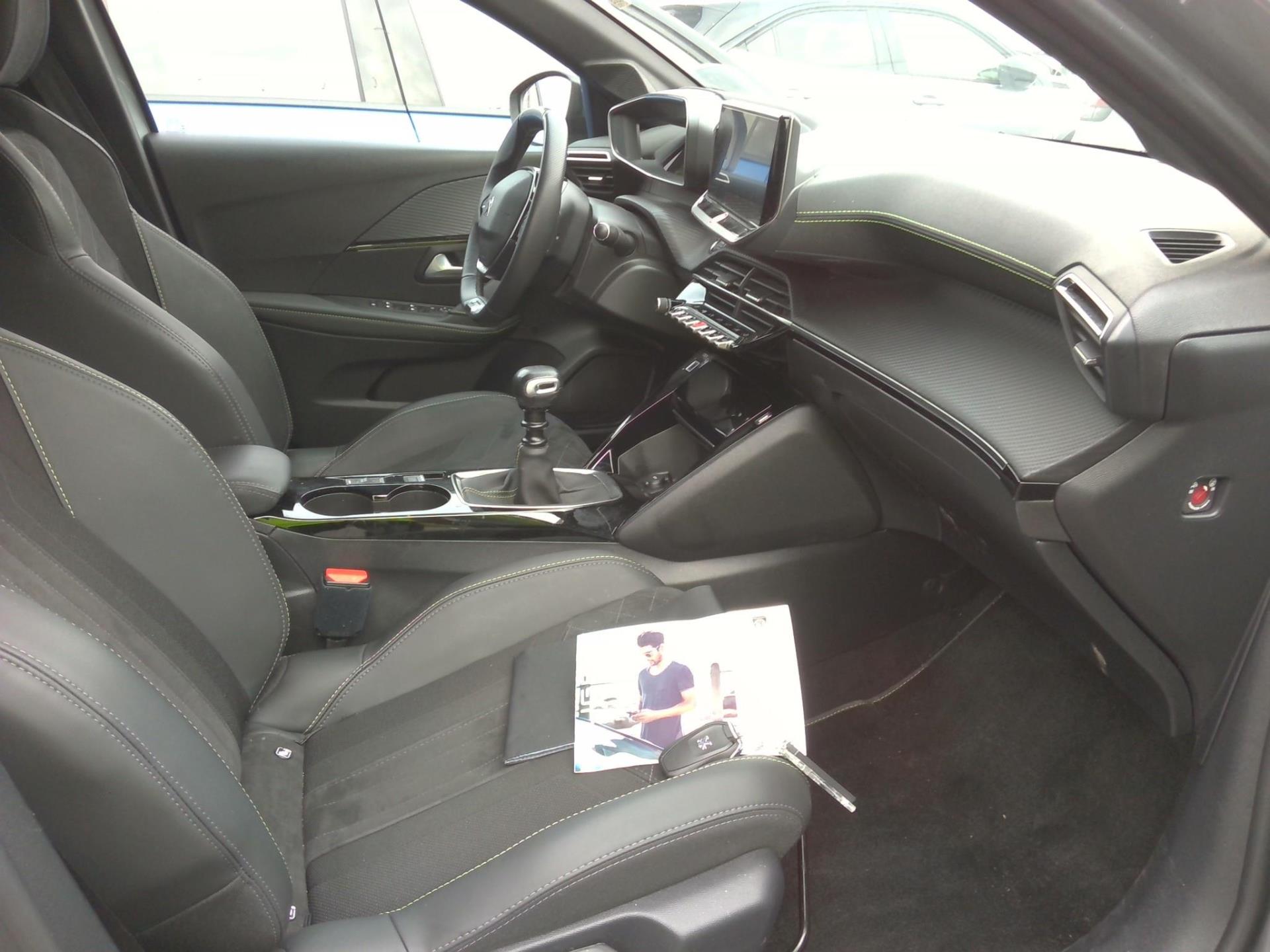 Peugeot 208 PureTech 100 S&S BVM6 GT Pack 2022