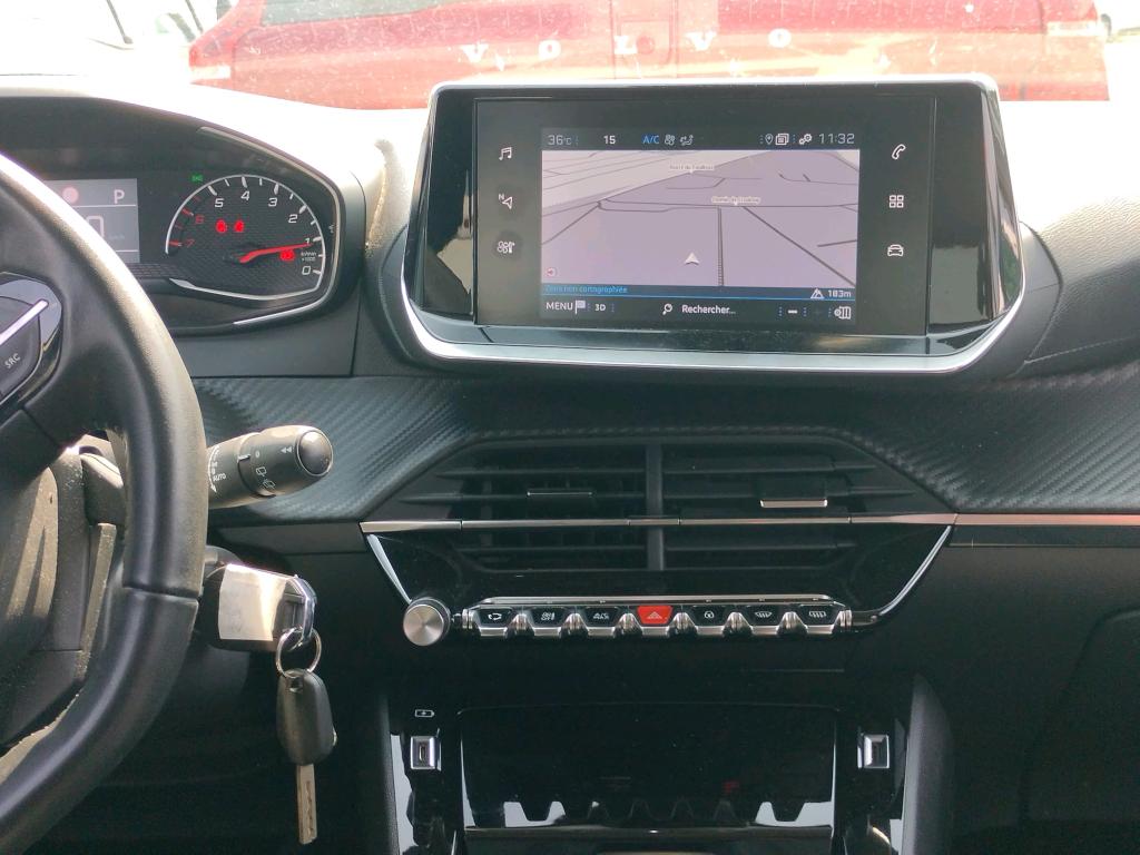 Peugeot 2008 BlueHDi 130 S&S EAT8 Allure 2022