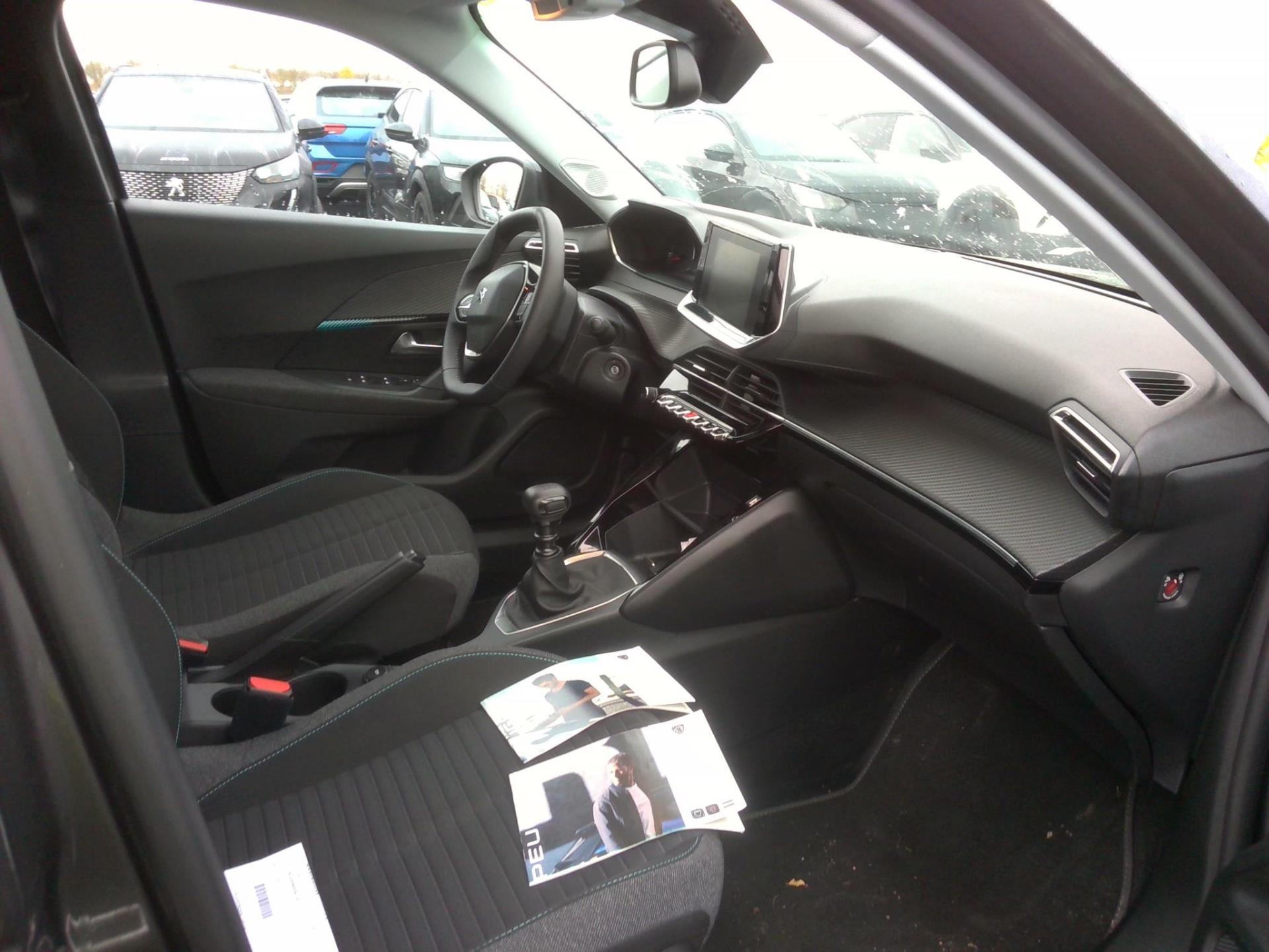 Peugeot 2008 PureTech 130 S&S BVM6 Style 2022