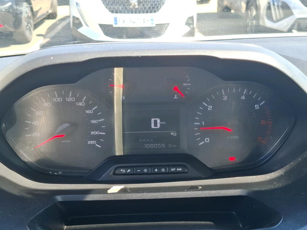 Peugeot PARTNER FOURGON STANDARD 650 KG BLUEHDI 75 BVM5 PREMIUM 2020