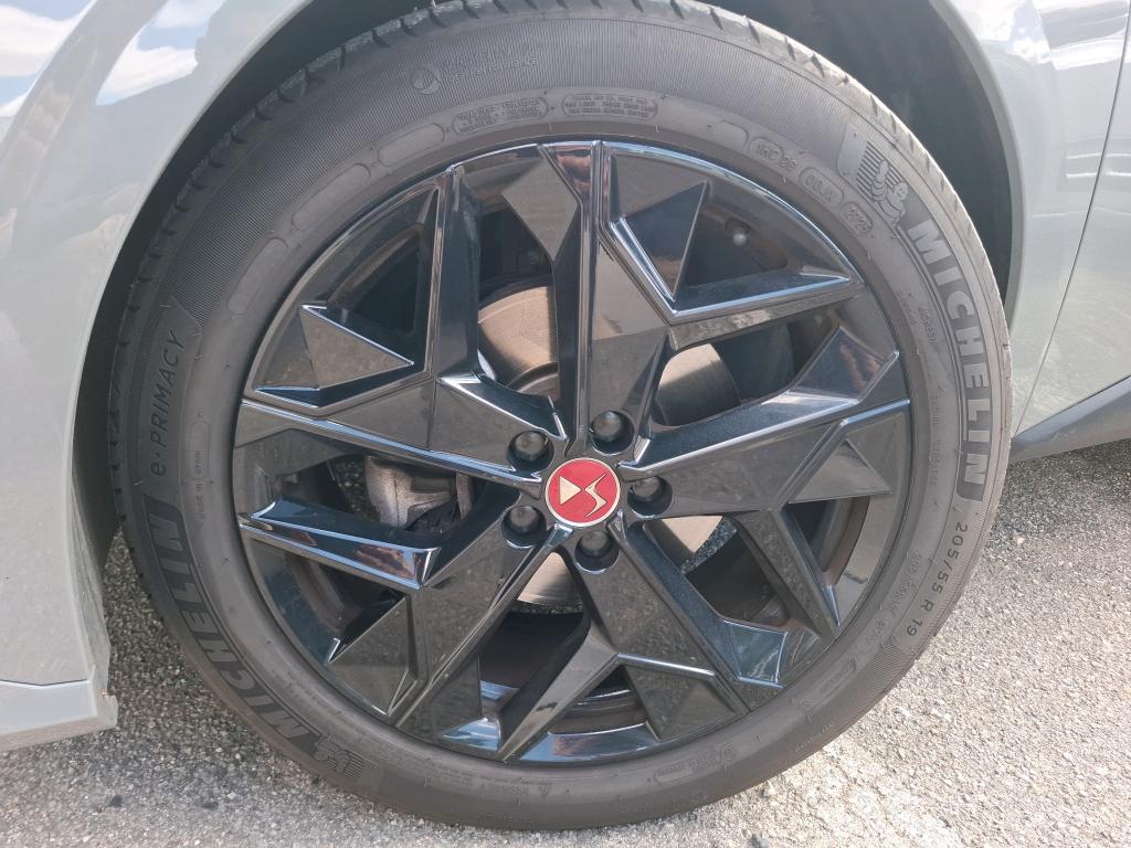 DS DS 4 PureTech 130 EAT8 Performance Line+ 2024