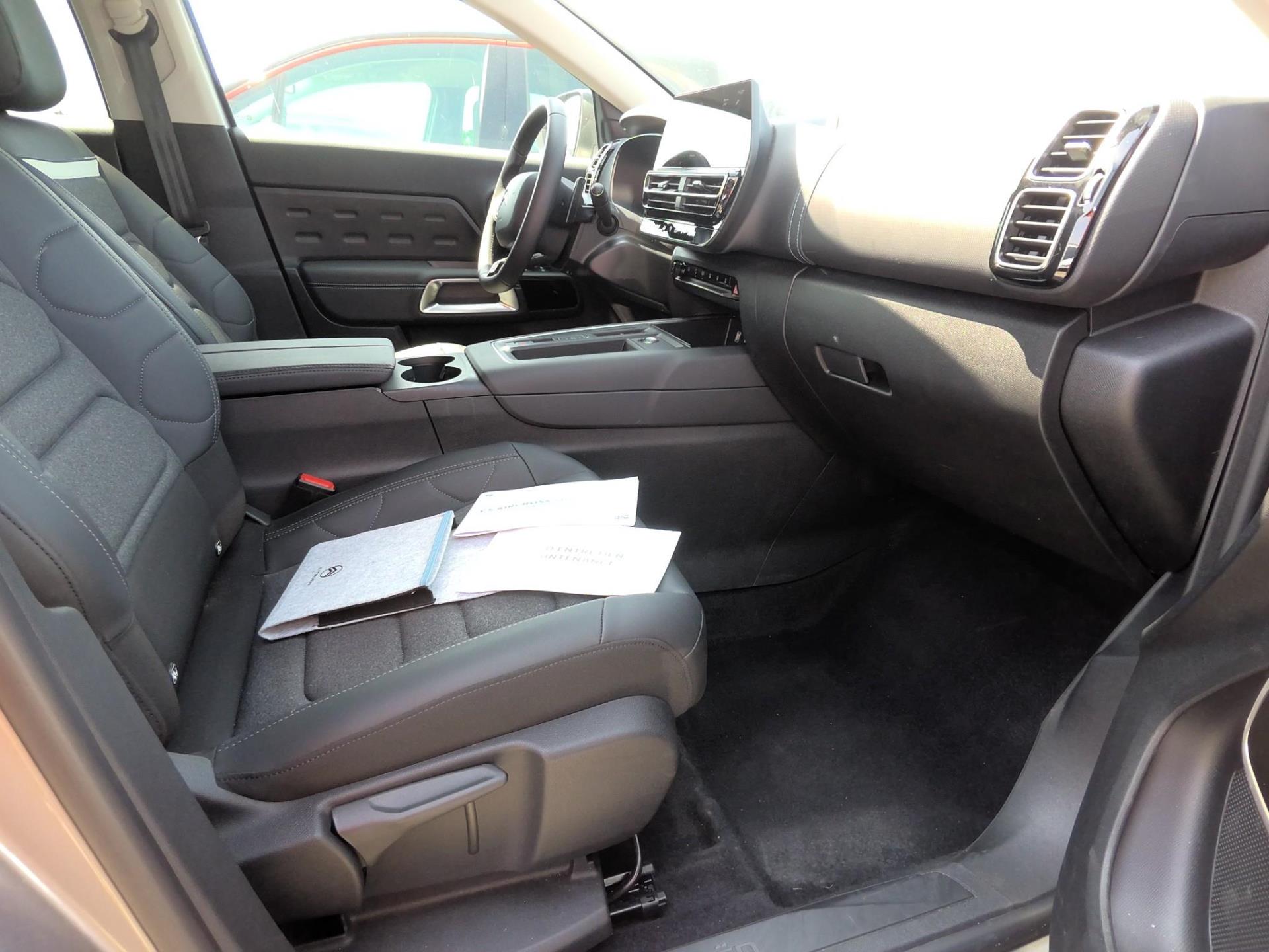 Citroen C5 Aircross Hybride 136 e-DCS6 Plus 2024