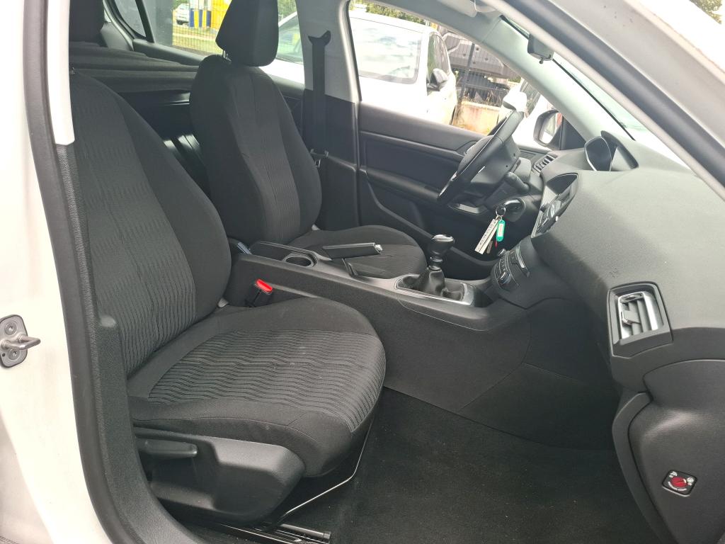 Peugeot 308 AFFAIRE BLUEHDI 100 S&S BVM6 PREMIUM 2020