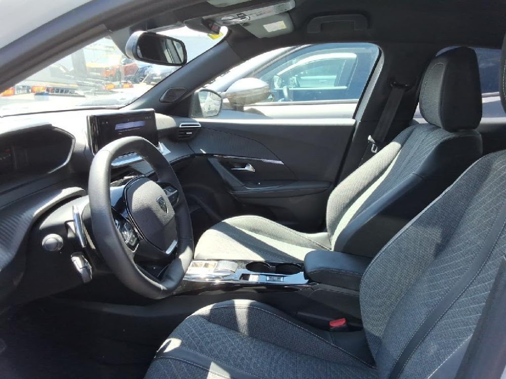 Foto Peugeot 2008 13