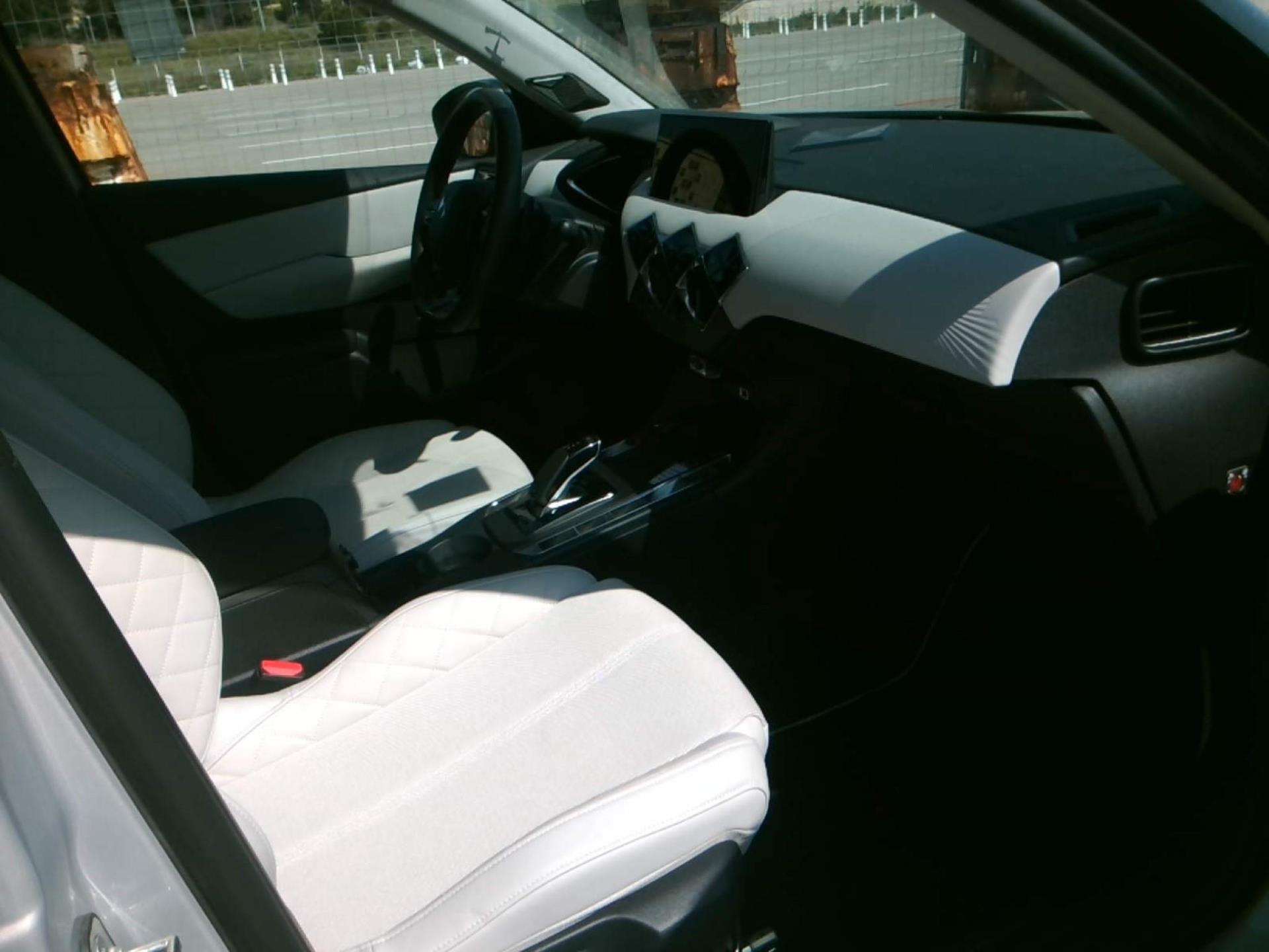 DS DS 3 PureTech 130 EAT8 Esprit de Voyage 2024