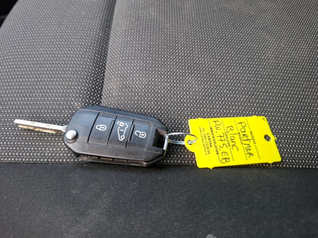 Peugeot PARTNER FOURGON STANDARD 650 KG BLUEHDI 100 S&S BVM5 ASPHALT 2020