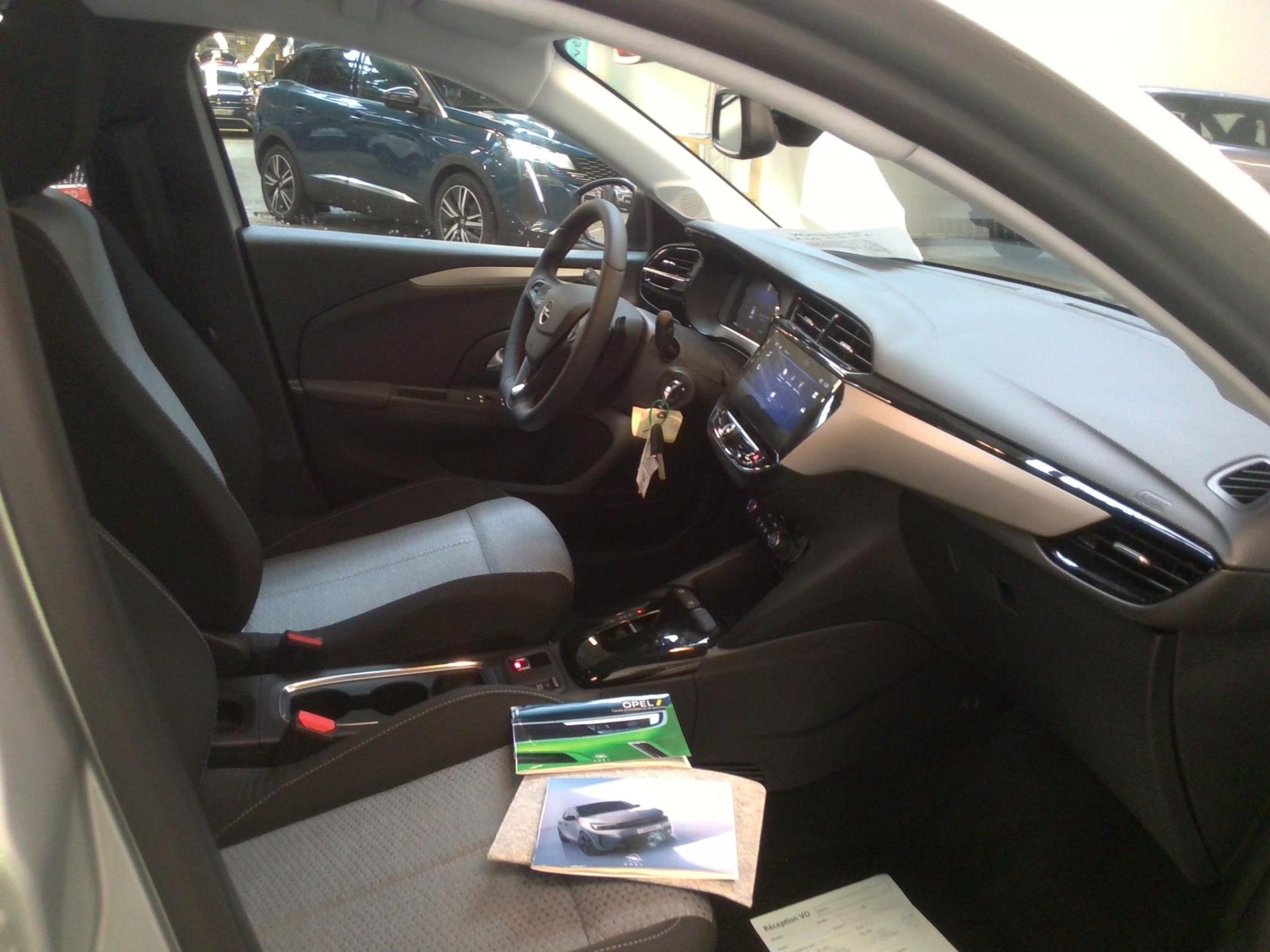 Opel Corsa 1.2 Turbo Hybrid 100 ch e-DCT6  2024