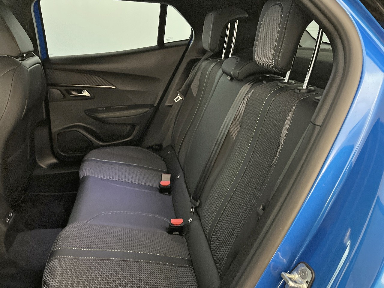 Peugeot 2008 Electrique 136 ch GT 2022