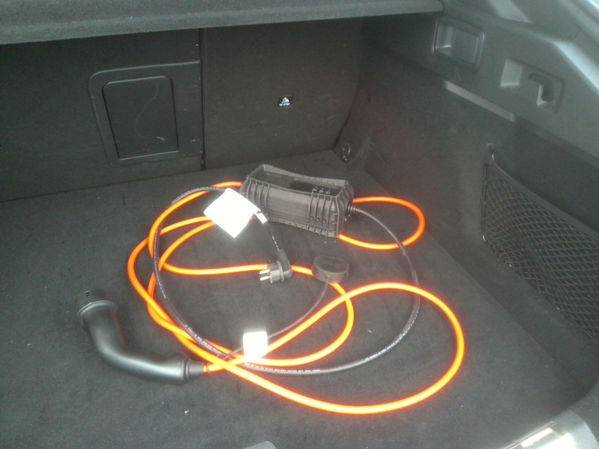 Peugeot 408 PHEV 225 e-EAT8 GT 2023