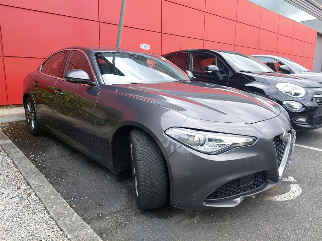 ALFA ROMEO Giulia 2.2 160 ch AT8 Super 2019