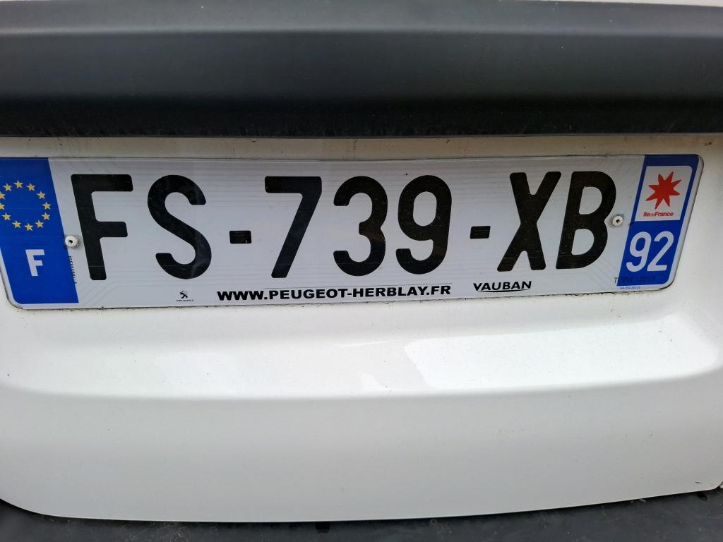 Peugeot EXPERT FGN TOLE STANDARD 1.5 BLUEHDI 120 S&S BVM6 ASPHALT 2020