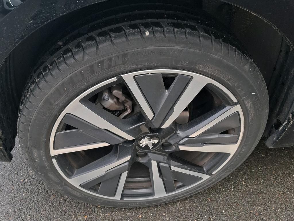 Peugeot 208 PureTech 100 S&S EAT8 GT 2022