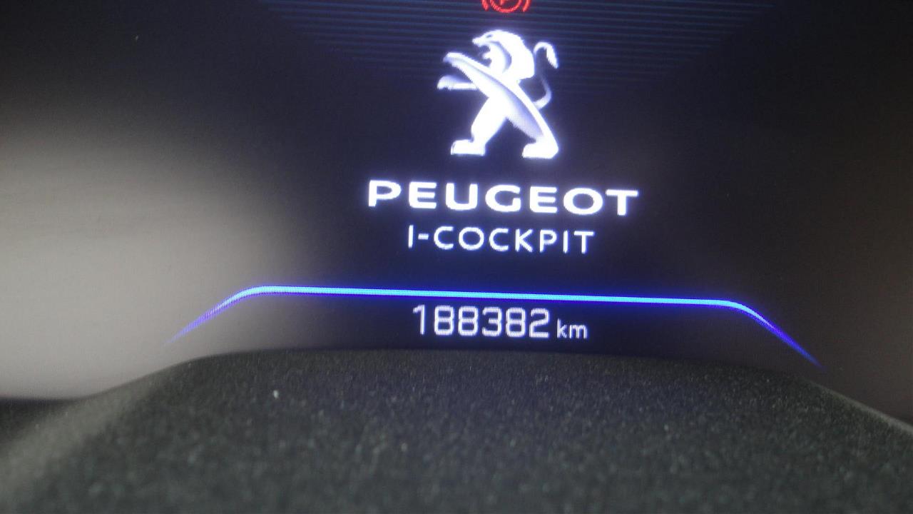 Foto Peugeot 508 Hybrid 7