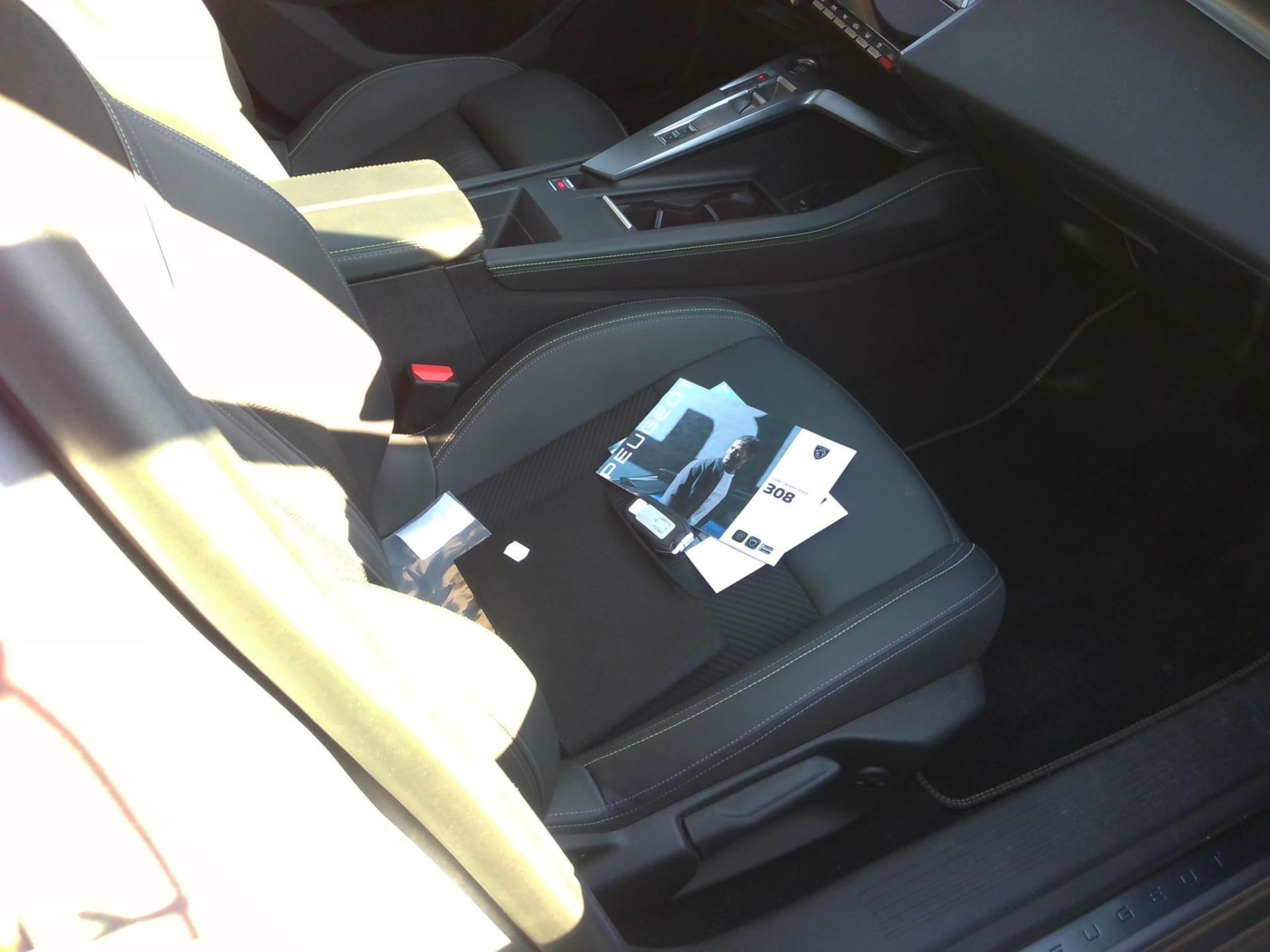 Peugeot 308 SW PHEV 225 e-EAT8 GT 2023