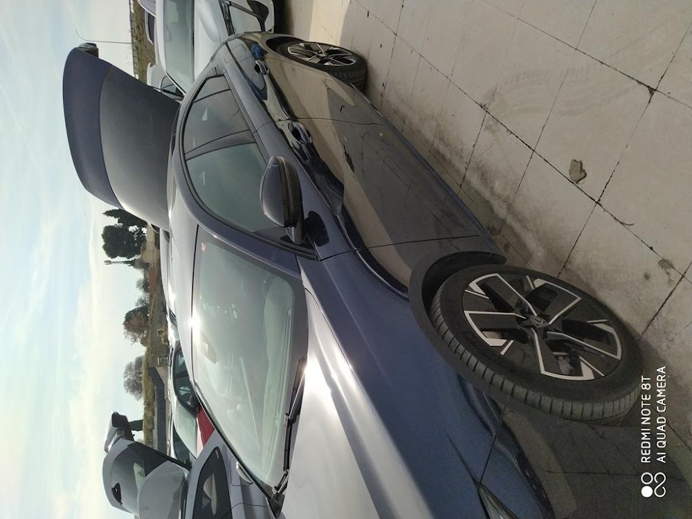 Foto Peugeot 508 Hybrid 6