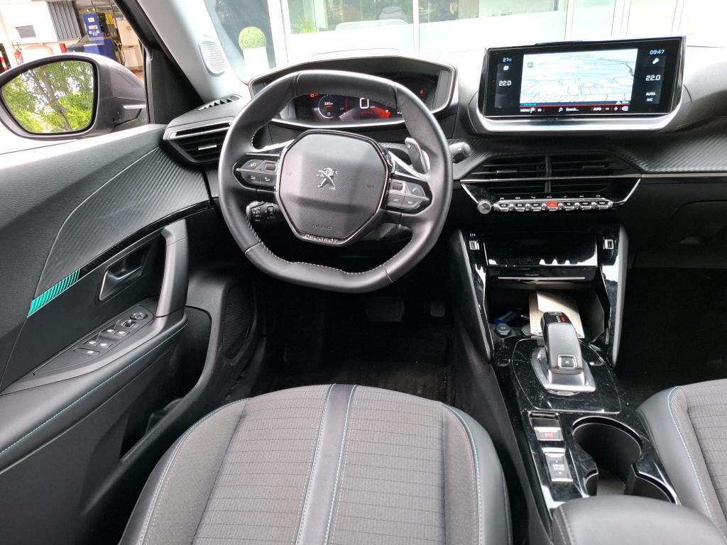 Peugeot 2008 PureTech 130 S&S EAT8 Allure Business 2021