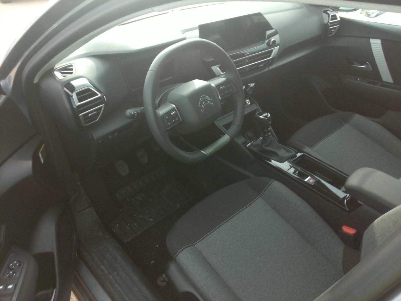 Foto Citroën C4 X 3