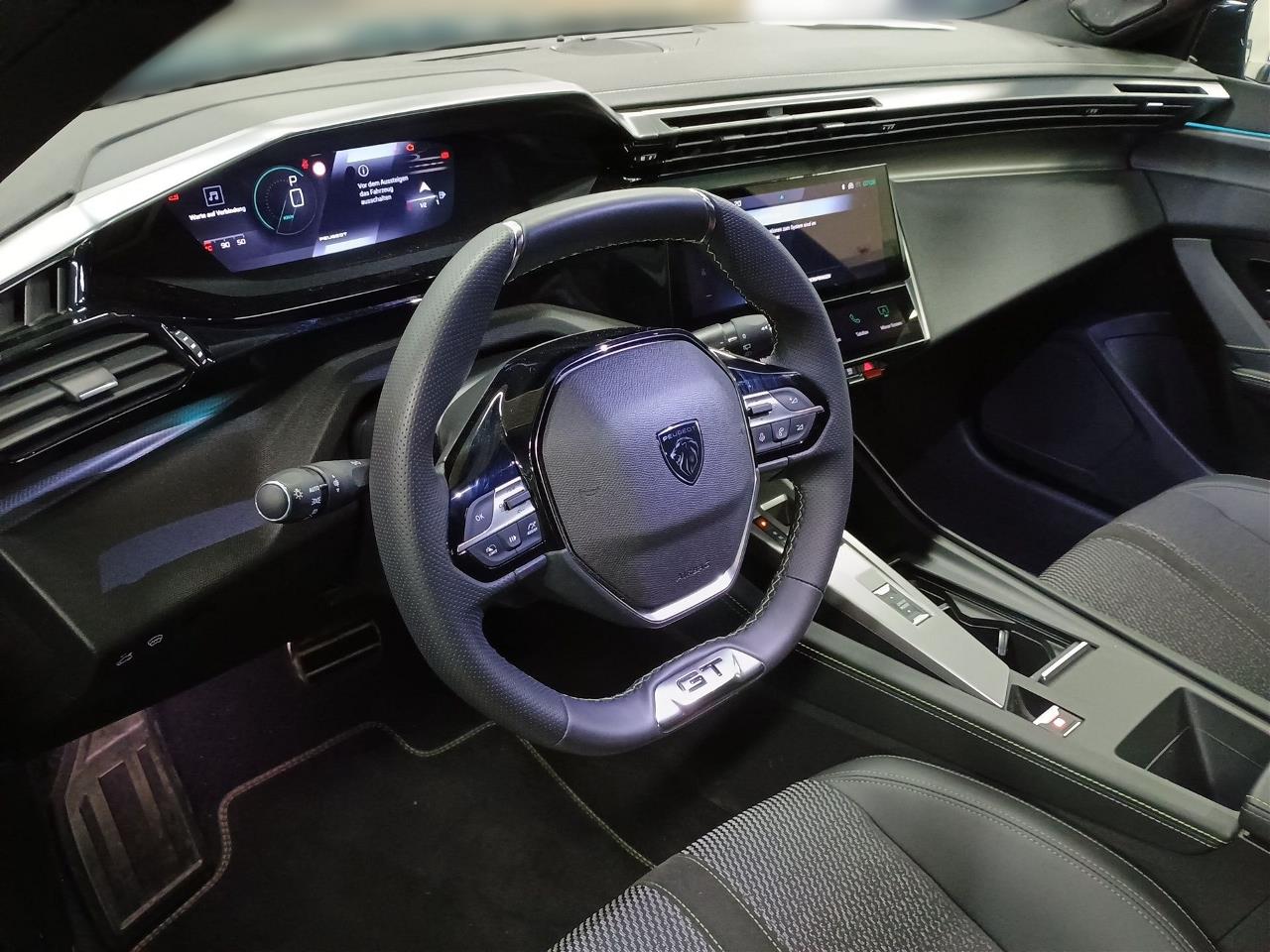 Peugeot 308 III