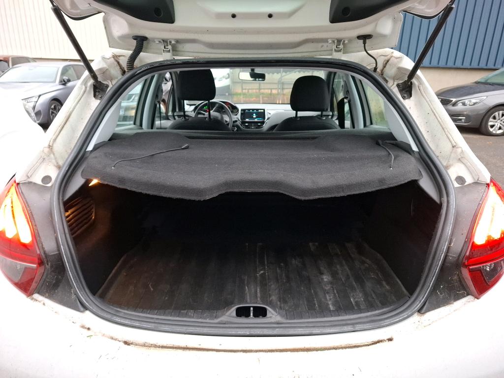 Peugeot 208 AFFAIRE PURETECH 82 S&S BVM5 PREMIUM PACK 2018