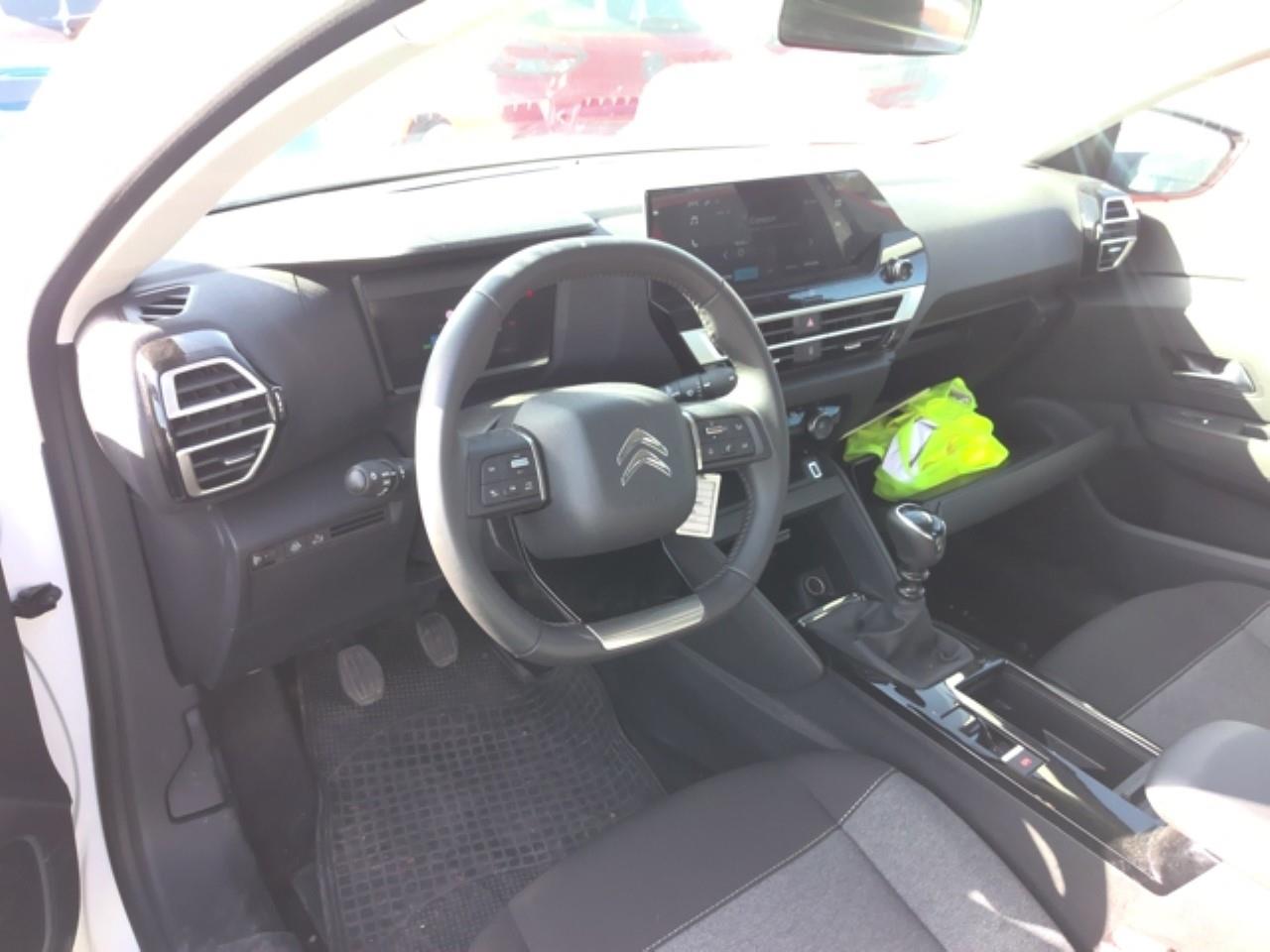 Foto Citroën C4 X 5