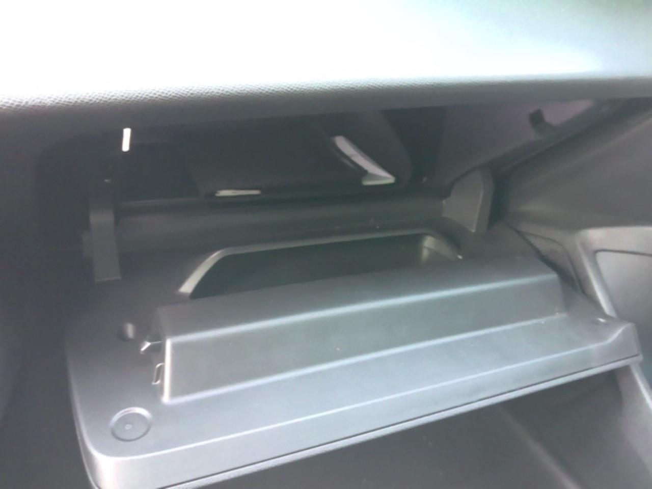 Foto Peugeot 308 8