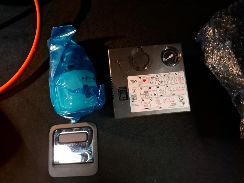 Peugeot 3008 Hybrid4 300 e-EAT8 Allure Pack 2022