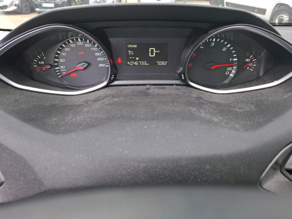 Peugeot 308 1.6 BlueHDi 100ch S&S BVM5 Access 2018