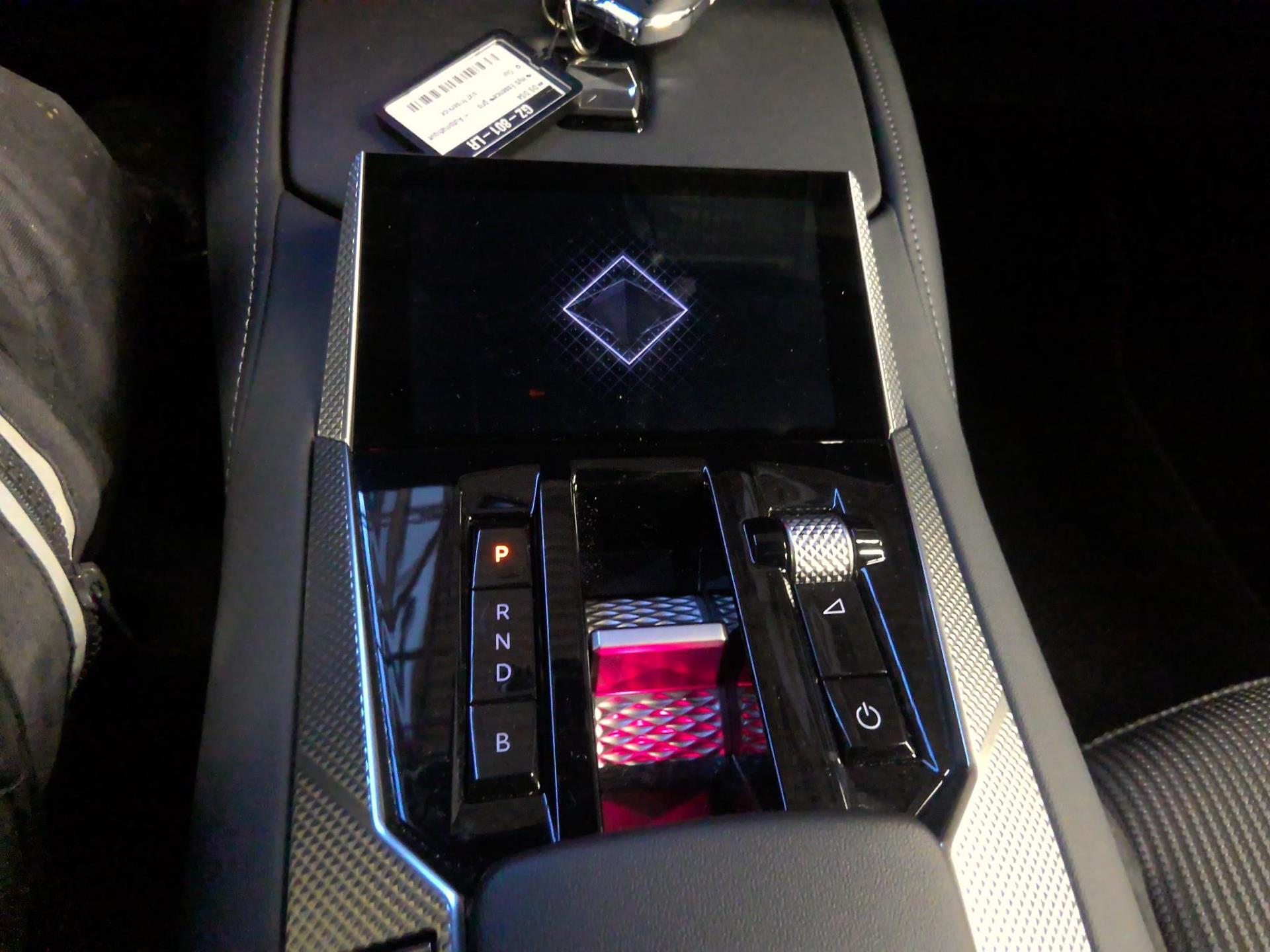DS DS 4 Hybride Rechargeable 225 EAT8 Etoile - Alcantara 2024