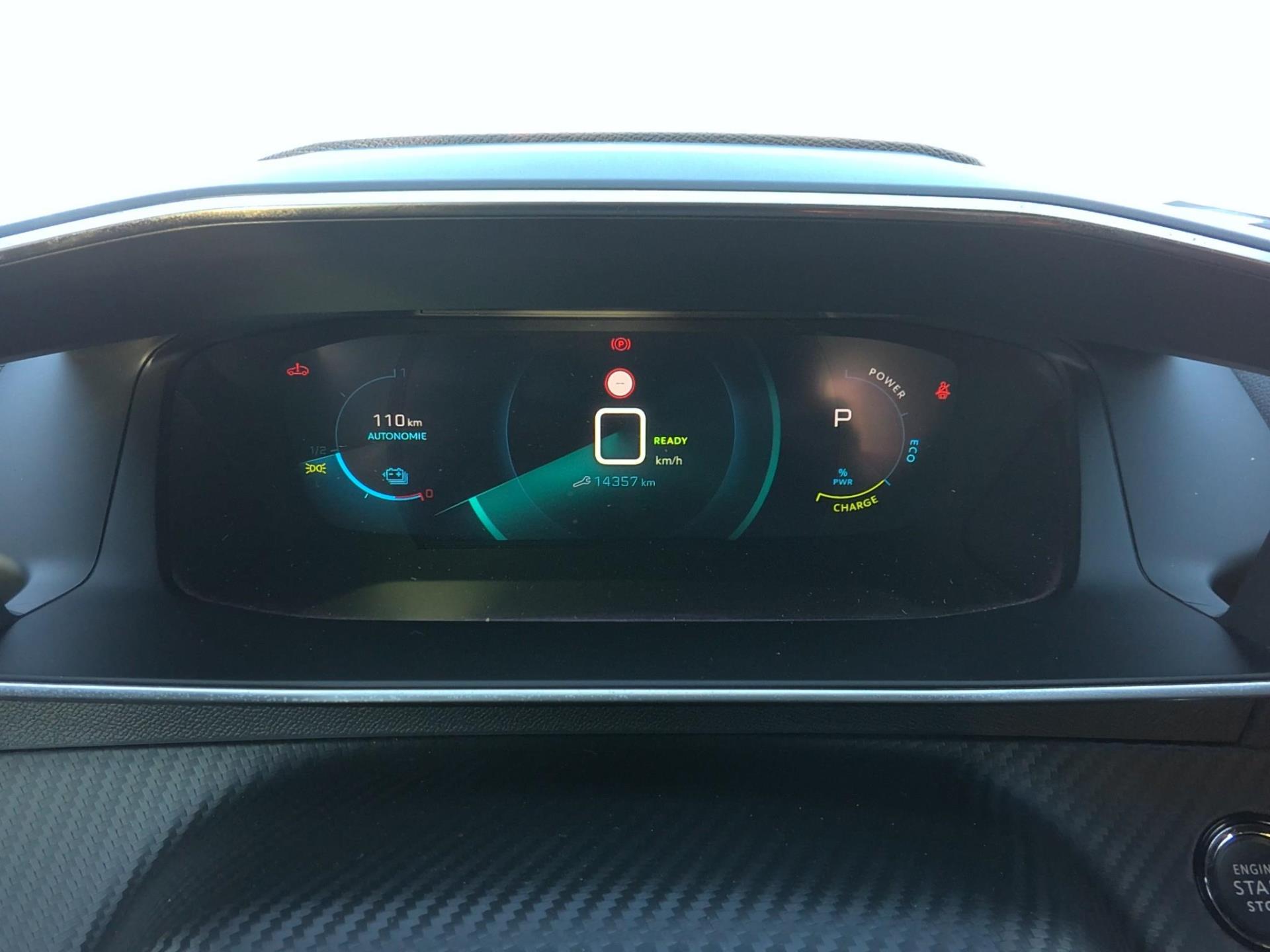 Peugeot 2008 Electrique 136 ch GT 2023