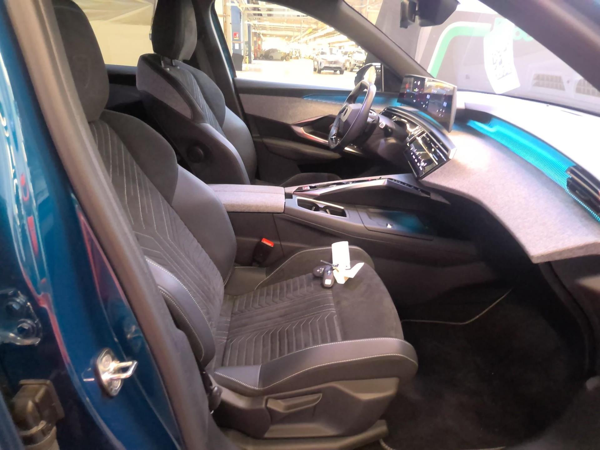 Peugeot 3008 Electrique 210 ch 73 kWh GT 2024