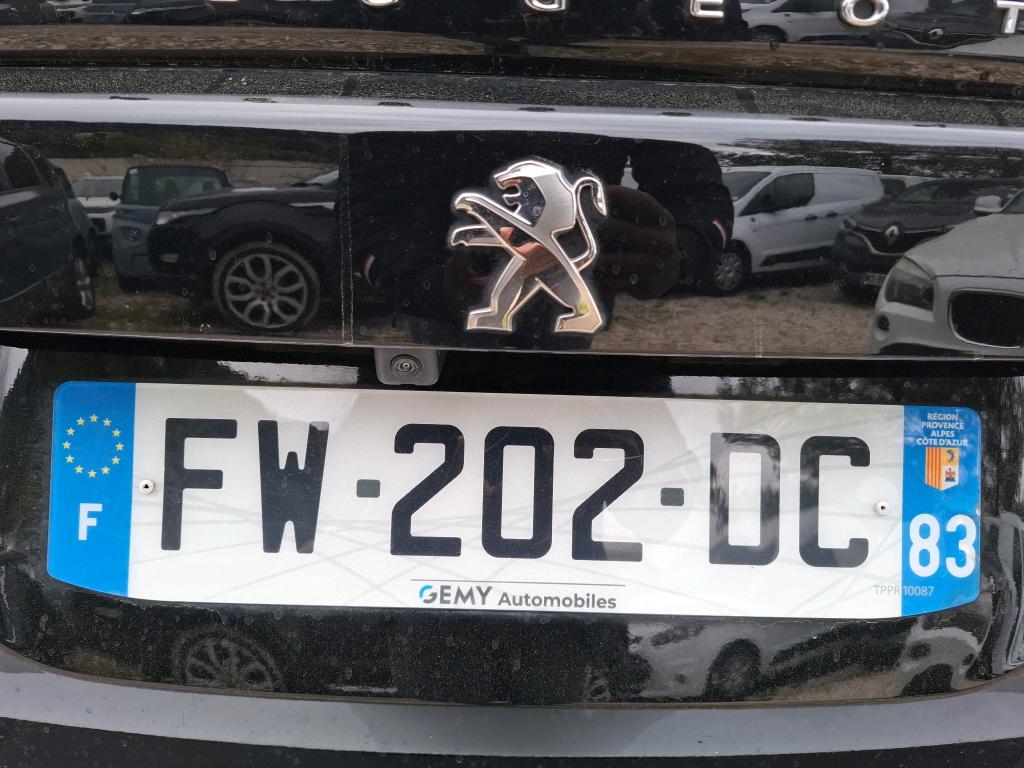 Peugeot 2008 BlueHDi 130 S&S EAT8 GT 2020