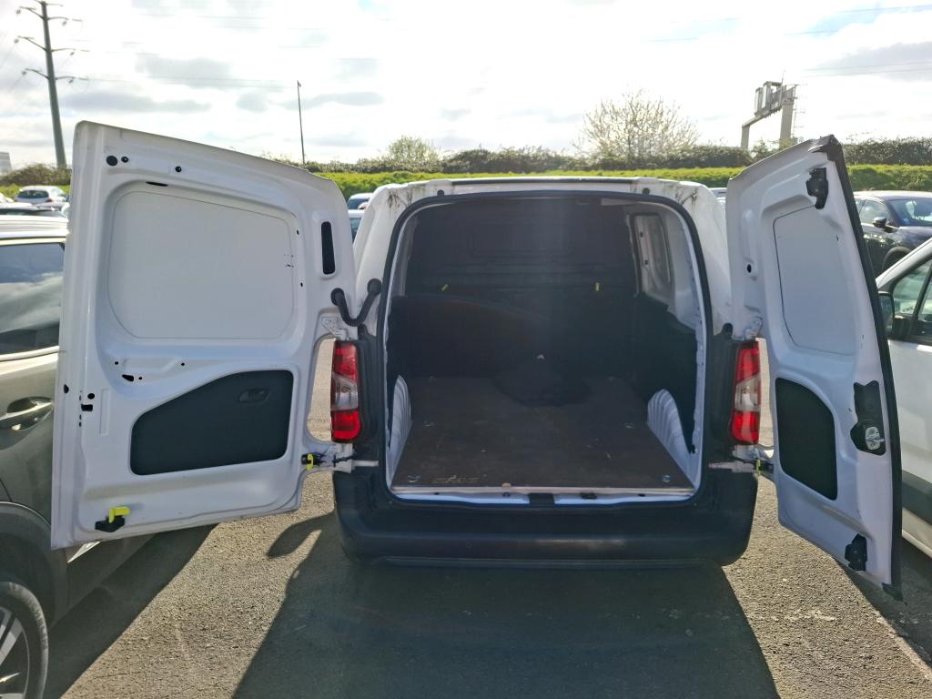 Peugeot PARTNER FOURGON STANDARD 650 KG BLUEHDI 100 S&S BVM5 PREMIUM 2020